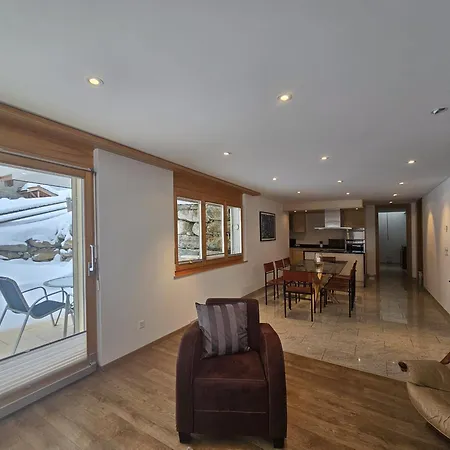 Daire Aramis Ground Floor *