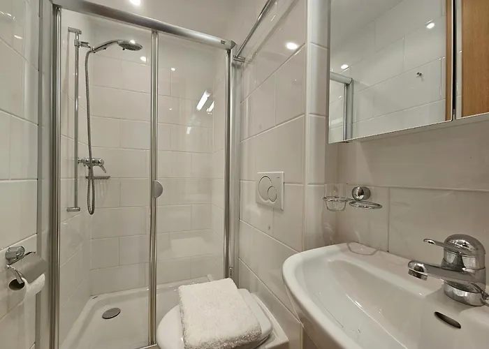 公寓 Aramis Ground Floor *